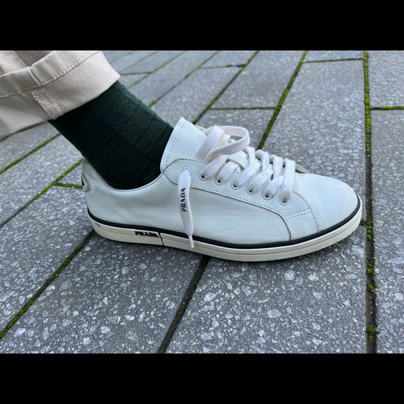 Prada 4E3314 BIANCO LEATHER LACE UP LOGO LOW TOP SNEAKERS - Picture 13 of 16